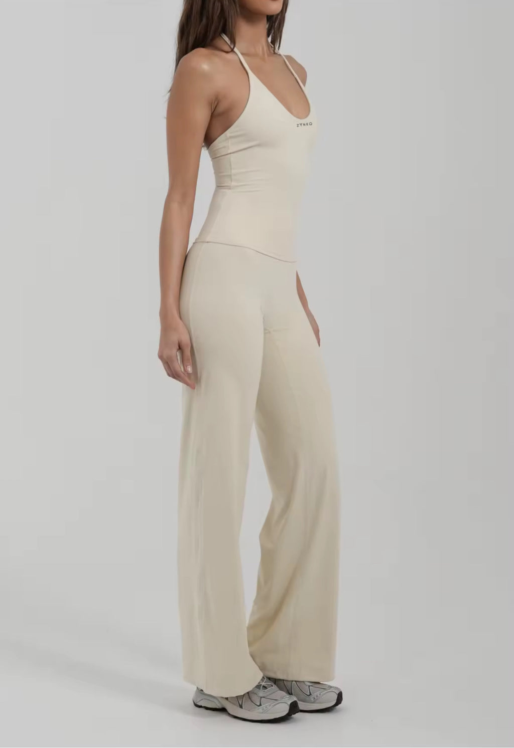 Capri T-Shirt Halter+Flares